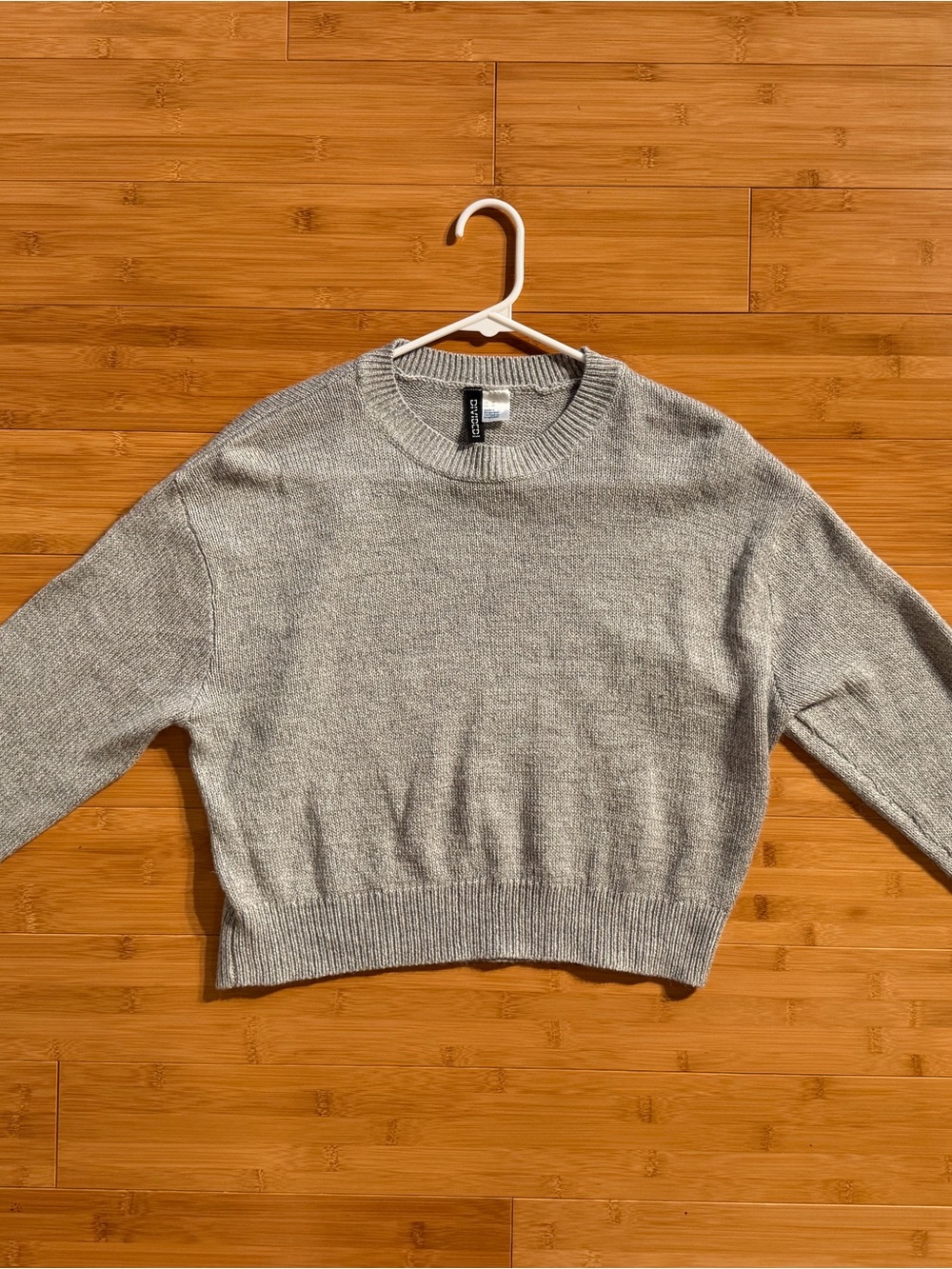 H&M Light Gray Crewneck Knit Sweater